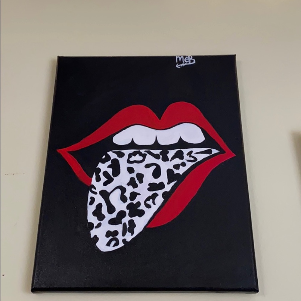 Cheetah print tongue